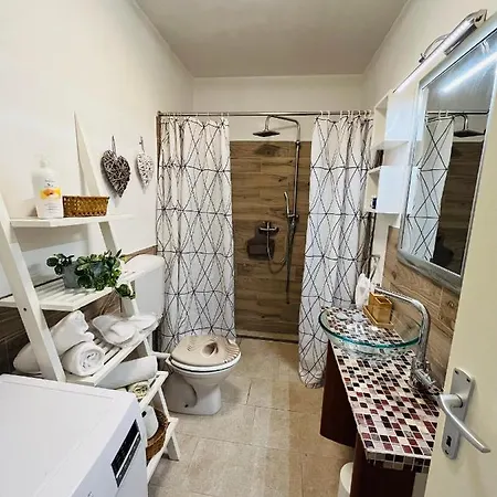 Apartment Apartman Dolly *