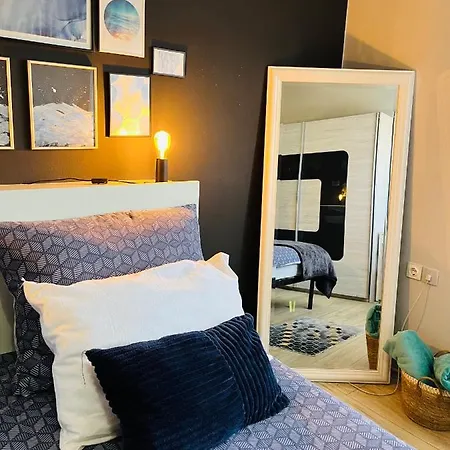 Apartment Apartman Dolly